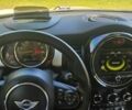 Білий Міні Cooper, об'ємом двигуна 2 л та пробігом 225 тис. км за 12999 $, фото 16 на Automoto.ua
