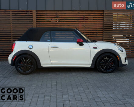 Білий Міні Cooper, об'ємом двигуна 2 л та пробігом 65 тис. км за 16500 $, фото 7 на Automoto.ua