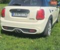 Белый Мини Купер, объемом двигателя 2 л и пробегом 225 тыс. км за 12999 $, фото 2 на Automoto.ua