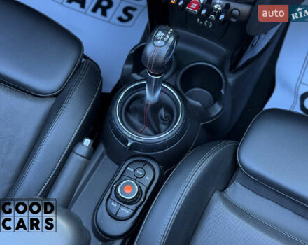 Белый Мини Купер, объемом двигателя 2 л и пробегом 64 тыс. км за 17000 $, фото 31 на Automoto.ua