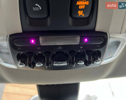 Белый Мини Купер, объемом двигателя 2 л и пробегом 170 тыс. км за 17500 $, фото 34 на Automoto.ua