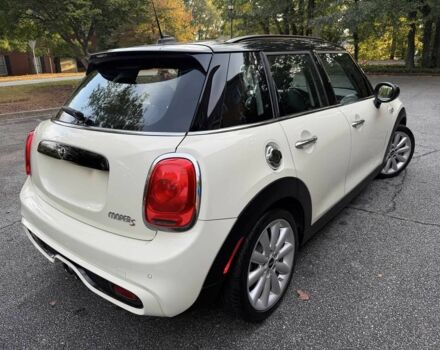 Белый Мини Купер, объемом двигателя 2 л и пробегом 34 тыс. км за 4300 $, фото 6 на Automoto.ua