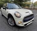 Белый Мини Купер, объемом двигателя 2 л и пробегом 34 тыс. км за 4300 $, фото 2 на Automoto.ua