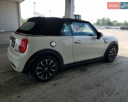 Білий Міні Cooper, об'ємом двигуна 2 л та пробігом 49 тис. км за 2000 $, фото 2 на Automoto.ua