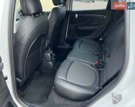 Белый Мини Купер, объемом двигателя 2 л и пробегом 170 тыс. км за 17500 $, фото 11 на Automoto.ua