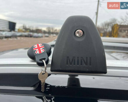 Белый Мини Купер, объемом двигателя 2 л и пробегом 170 тыс. км за 17500 $, фото 39 на Automoto.ua