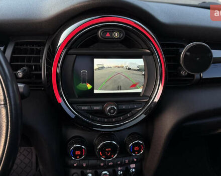 Белый Мини Купер, объемом двигателя 2 л и пробегом 123 тыс. км за 22000 $, фото 9 на Automoto.ua