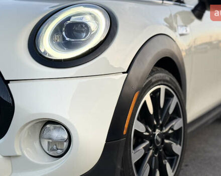 Белый Мини Купер, объемом двигателя 2 л и пробегом 123 тыс. км за 22000 $, фото 46 на Automoto.ua