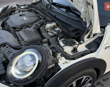 Белый Мини Купер, объемом двигателя 2 л и пробегом 123 тыс. км за 22000 $, фото 43 на Automoto.ua