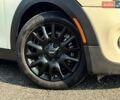 Білий Міні Cooper, об'ємом двигуна 1.5 л та пробігом 128 тис. км за 16099 $, фото 3 на Automoto.ua