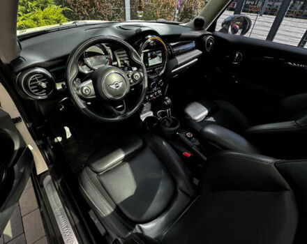 Білий Міні Cooper, об'ємом двигуна 2 л та пробігом 120 тис. км за 23200 $, фото 17 на Automoto.ua