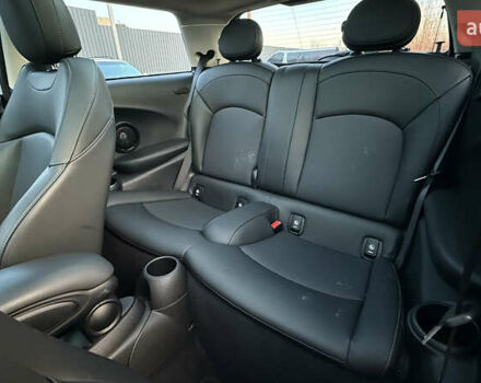 Белый Мини Купер, объемом двигателя 2 л и пробегом 123 тыс. км за 22000 $, фото 15 на Automoto.ua