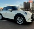 Білий Міні Cooper, об'ємом двигуна 2 л та пробігом 63 тис. км за 21000 $, фото 1 на Automoto.ua