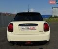 Білий Міні Cooper, об'ємом двигуна 1.5 л та пробігом 128 тис. км за 16099 $, фото 43 на Automoto.ua