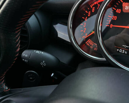 Белый Мини Купер, объемом двигателя 2 л и пробегом 123 тыс. км за 22000 $, фото 33 на Automoto.ua