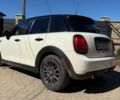 Білий Міні Cooper, об'ємом двигуна 1.5 л та пробігом 128 тис. км за 16900 $, фото 4 на Automoto.ua