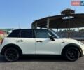 Білий Міні Cooper, об'ємом двигуна 1.5 л та пробігом 128 тис. км за 16099 $, фото 52 на Automoto.ua