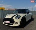 Білий Міні Cooper, об'ємом двигуна 1.5 л та пробігом 128 тис. км за 16099 $, фото 20 на Automoto.ua
