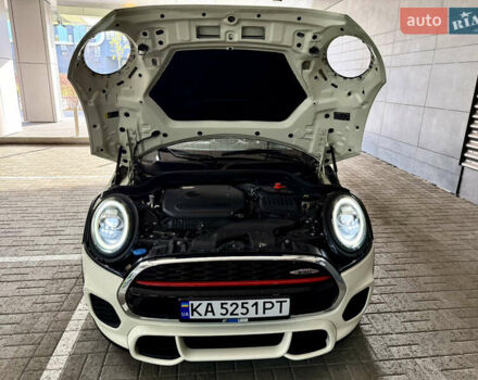 Белый Мини Купер, объемом двигателя 2 л и пробегом 53 тыс. км за 26500 $, фото 55 на Automoto.ua