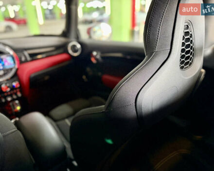 Белый Мини Купер, объемом двигателя 2 л и пробегом 53 тыс. км за 26500 $, фото 39 на Automoto.ua