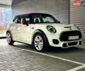 Белый Мини Купер, объемом двигателя 2 л и пробегом 53 тыс. км за 26500 $, фото 1 на Automoto.ua
