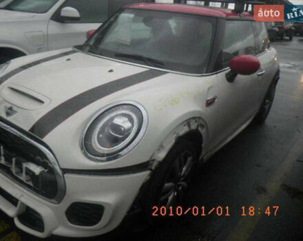 Белый Мини Купер, объемом двигателя 2 л и пробегом 53 тыс. км за 26500 $, фото 59 на Automoto.ua