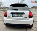 Белый Мини Купер, объемом двигателя 0 л и пробегом 8 тыс. км за 19900 $, фото 4 на Automoto.ua