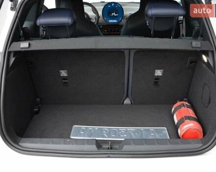 Белый Мини Купер, объемом двигателя 0 л и пробегом 1 тыс. км за 31897 $, фото 8 на Automoto.ua