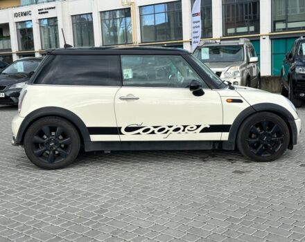 Білий Міні Cooper, об'ємом двигуна 1.6 л та пробігом 236 тис. км за 6490 $, фото 6 на Automoto.ua