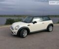 Білий Міні Cooper, об'ємом двигуна 1.6 л та пробігом 220 тис. км за 7000 $, фото 1 на Automoto.ua