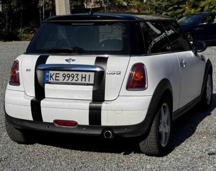 Білий Міні Cooper, об'ємом двигуна 1.6 л та пробігом 150 тис. км за 7200 $, фото 7 на Automoto.ua