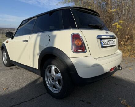Білий Міні Cooper, об'ємом двигуна 1.6 л та пробігом 193 тис. км за 6300 $, фото 3 на Automoto.ua