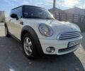 Білий Міні Cooper, об'ємом двигуна 1.6 л та пробігом 193 тис. км за 6300 $, фото 1 на Automoto.ua