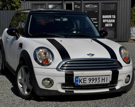 Білий Міні Cooper, об'ємом двигуна 1.6 л та пробігом 150 тис. км за 7200 $, фото 1 на Automoto.ua