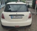 Білий Міні Cooper, об'ємом двигуна 1.4 л та пробігом 195 тис. км за 4000 $, фото 4 на Automoto.ua