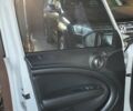 Белый Мини Купер, объемом двигателя 1.6 л и пробегом 135 тыс. км за 15500 $, фото 5 на Automoto.ua