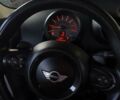 Белый Мини Купер, объемом двигателя 1.6 л и пробегом 135 тыс. км за 15500 $, фото 6 на Automoto.ua