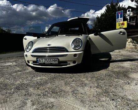 Білий Міні Cooper, об'ємом двигуна 1.6 л та пробігом 250 тис. км за 4600 $, фото 1 на Automoto.ua