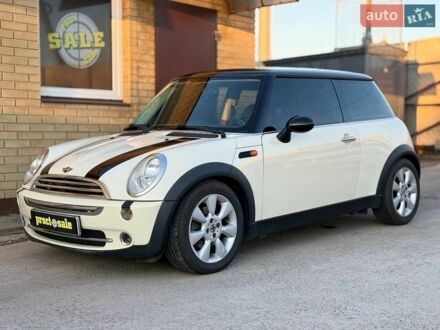 Білий Міні Cooper, об'ємом двигуна 1.6 л та пробігом 131 тис. км за 5950 $, фото 1 на Automoto.ua
