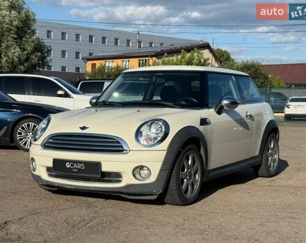 Білий Міні Cooper, об'ємом двигуна 1.4 л та пробігом 110 тис. км за 5999 $, фото 1 на Automoto.ua