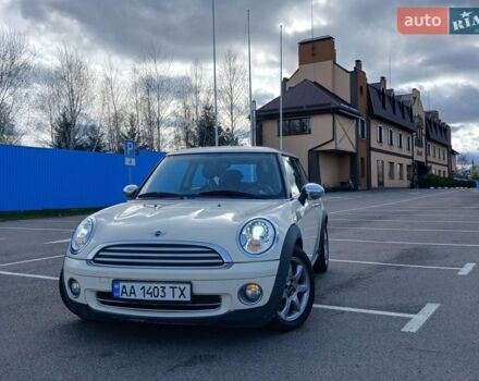 Білий Міні Cooper, об'ємом двигуна 1.6 л та пробігом 105 тис. км за 5200 $, фото 1 на Automoto.ua