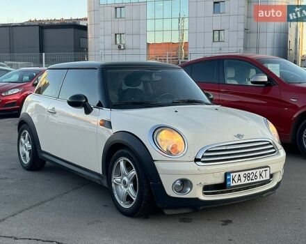 Білий Міні Cooper, об'ємом двигуна 1.56 л та пробігом 236 тис. км за 5550 $, фото 1 на Automoto.ua