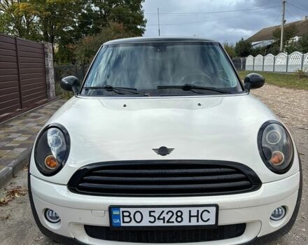 Білий Міні Cooper, об'ємом двигуна 1.6 л та пробігом 284 тис. км за 6700 $, фото 1 на Automoto.ua