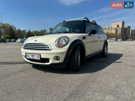 Белый Мини Купер, объемом двигателя 1.6 л и пробегом 118 тыс. км за 7800 $, фото 1 на Automoto.ua