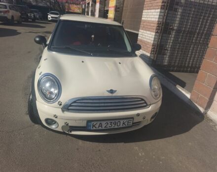 Білий Міні Cooper, об'ємом двигуна 1.6 л та пробігом 243 тис. км за 6500 $, фото 1 на Automoto.ua