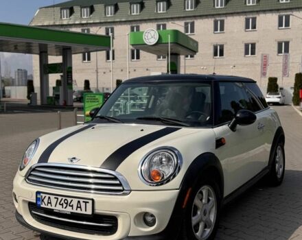 Білий Міні Cooper, об'ємом двигуна 1.6 л та пробігом 177 тис. км за 6500 $, фото 1 на Automoto.ua