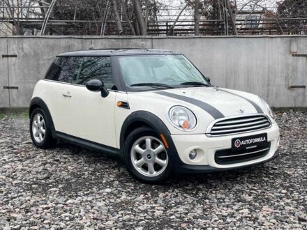 Белый Мини Купер, объемом двигателя 1.6 л и пробегом 174 тыс. км за 7190 $, фото 1 на Automoto.ua