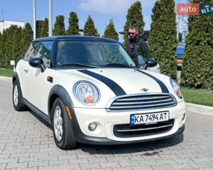 Белый Мини Купер, объемом двигателя 1.6 л и пробегом 177 тыс. км за 6200 $, фото 1 на Automoto.ua