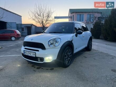 Белый Мини Купер, объемом двигателя 1.6 л и пробегом 175 тыс. км за 10450 $, фото 1 на Automoto.ua
