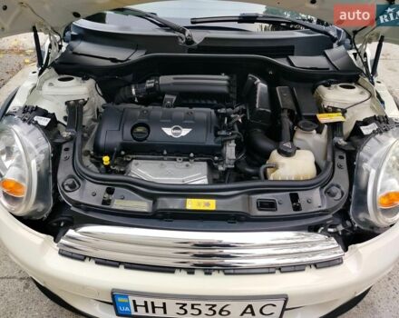 Білий Міні Cooper, об'ємом двигуна 1.6 л та пробігом 136 тис. км за 6600 $, фото 1 на Automoto.ua